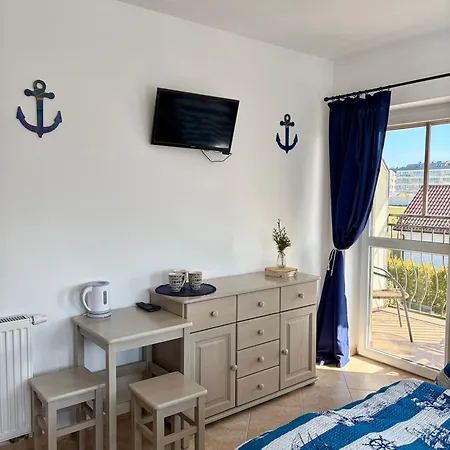 Tomaszowka Guest house 3*